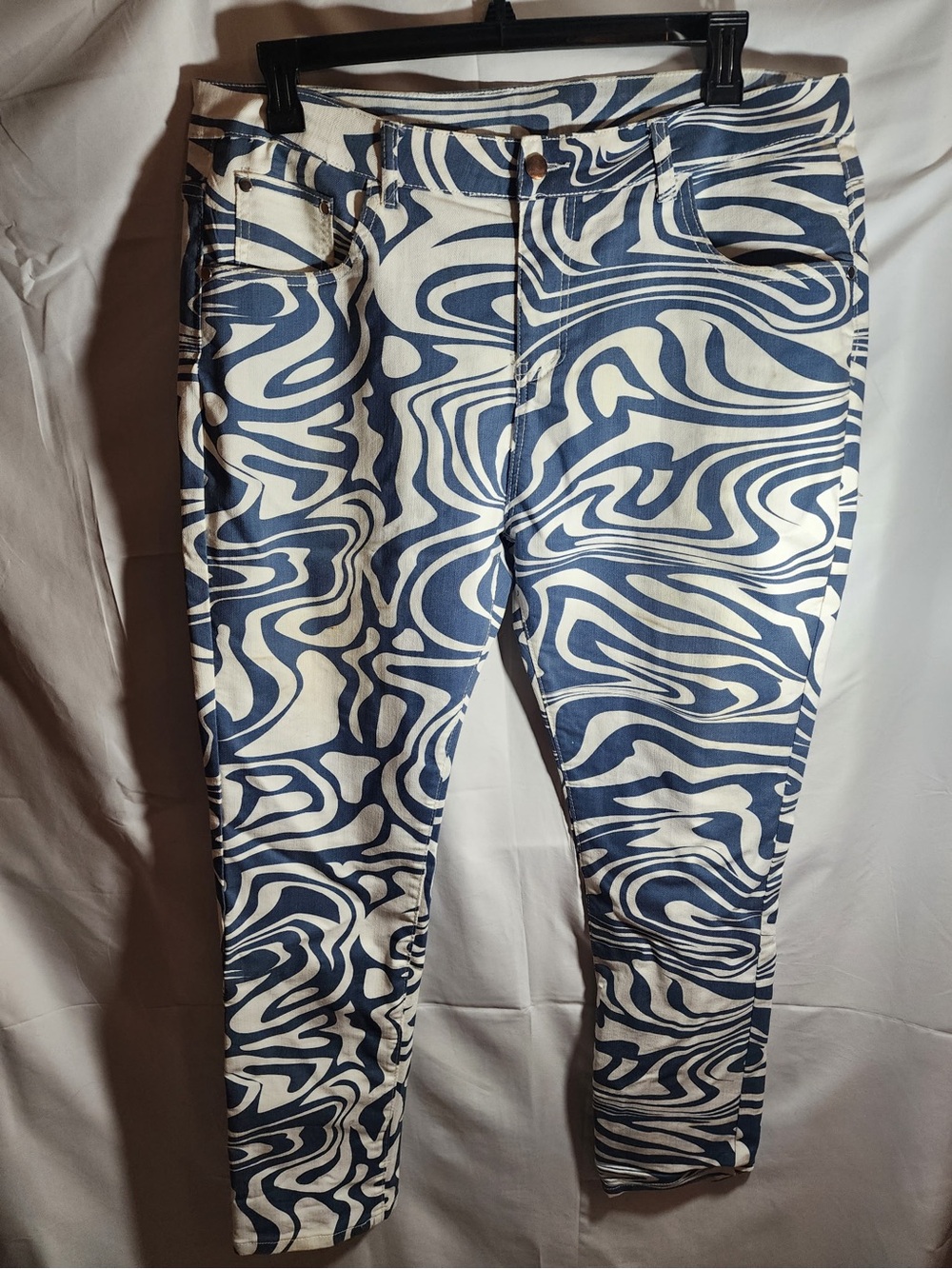 Men's Skinny Jeans in Blue & White Swirl Print Size 38
